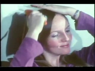 The Dental Nurses (1975) - [Vintage]-2