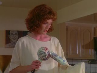 Julianne Moore – Short Cuts (1993) HD 720p - (Celebrity porn)-6