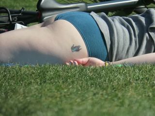 tatoo_in_panties_bra_in_park_0014-6