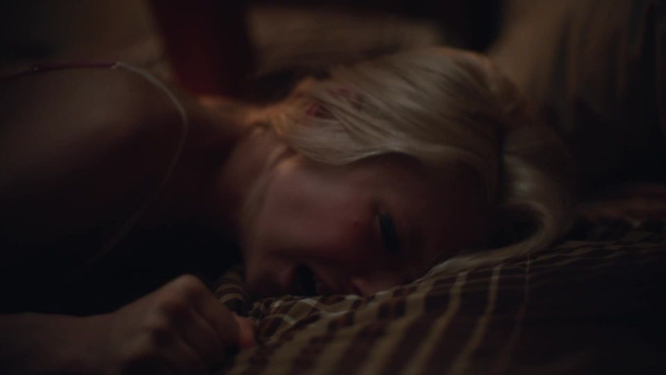 Sydney Sweeney, Hunter Schafer, Alexa Demie - Euphoria s01e04 (2019) HD 1080p!!!