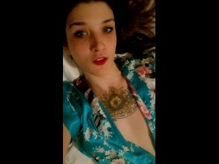 @goddesseevee 2018-04-04 y soft Voice   this robe    you are-7