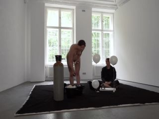 Performance_23_-_Galerie_Burster_Berlin-4