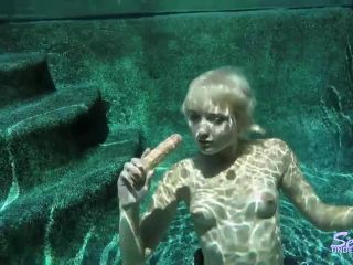 SexUnderWater presents elizajane gc 6k-7