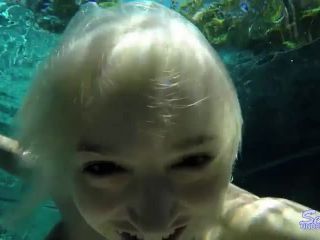 SexUnderWater presents elizajane gc 6k-9