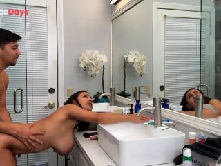 [GetFreeDays.com] FREE USE my step sis while shes doing her make up - HAILEY ROSE IG HaileyRoseFcks Porn Clip November 2022-7