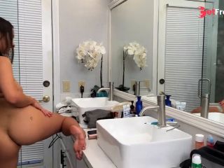 [GetFreeDays.com] FREE USE my step sis while shes doing her make up - HAILEY ROSE IG HaileyRoseFcks Porn Clip November 2022-9