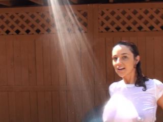 Nikki Sims - Bouncing Water Balloons 2016-04-29-9