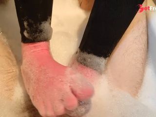 [GetFreeDays.com] I was just trying to have some relax when a wild sockjob appeared Sex Clip May 2023-3