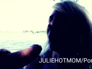 Julie Holly - la mre baise avec stepson beau - fils au bord du lac 22 1080P - Juliehotmom-9