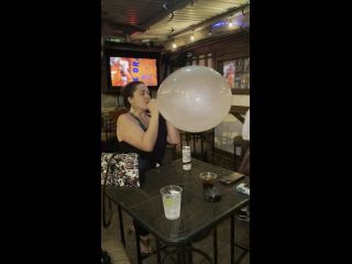 Many Vids - Buttplugbetty Blow To Pop At A Bar - Buttplugbetty-3