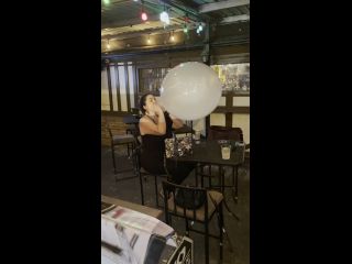 Many Vids - Buttplugbetty Blow To Pop At A Bar - Buttplugbetty-7