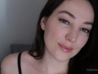 Orenda ASMR Soft Kisses Soft Touch & Sort Breathing-9