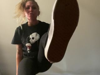 b findom  Giantess shrunken man in sweaty foot custom.,  on feet porn -1