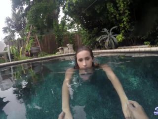 SexUnderwater e0668 Ashley Adams UW Model Training (mp4)-7