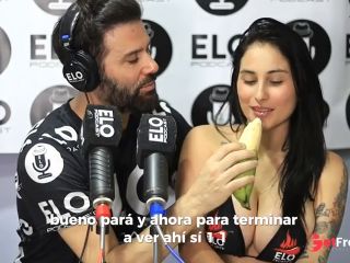 [GetFreeDays.com] Entrevista muy picante con Elo Podcast desde COLOMBIA JENIFER PLAY Adult Clip May 2023-9