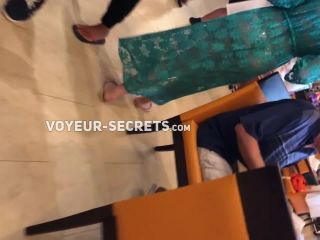 Hot tourist woman seen on hotel dinner-2