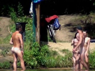 Nudist video 00429-1