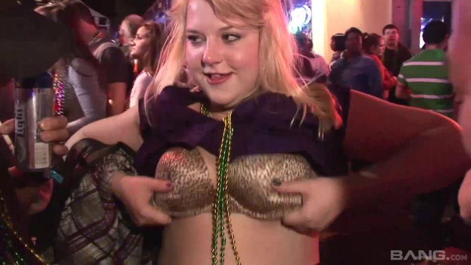 Shirley Shows Boobs For Beads