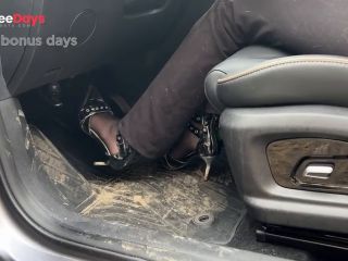 [GetFreeDays.com] A girl in high-heeled shoes likes to listen to the sound of the engine and press the pedals with her Porn Clip March 2023-3