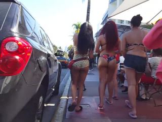 Candid vor ebony hot booty in bikini red hair-9