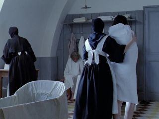 Juliette Binoche – Camille Claudel 1915 (2013) HD 1080p - (Celebrity porn)-9