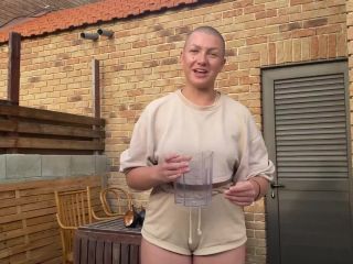 free online video 2 PaulinaSchubert - Mein 1. NS-Clip - Ich pisse den 1Liter Messbecher voll  on amateur porn women having hardcore sex-0