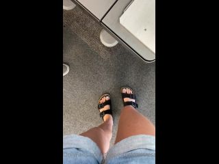 ThePerfectMistress Theperfectmistress - onlyfans was down earlier but heres my feet in cvs 10-06-2021-0