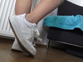 Cruel Reel`S Shoe Play!  Look At My Sexy Shoes! I Present To You Some O-5