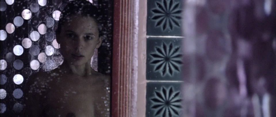 Elena Anaya, Diana Suarez – Sex and Lucia (2001) HD 1080p!!!