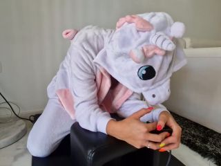 Unicorn Rides On A Sybian Sex Machine Until Gets Two Orgasms In A Row 1080p-8