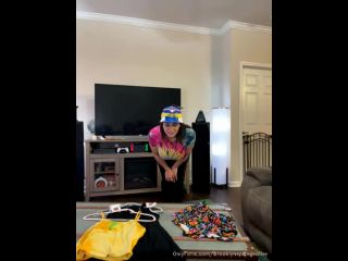 Brooklynspringvalley () - stream started at am try on haul video tip me to get some titty flashes 01-05-2021-6