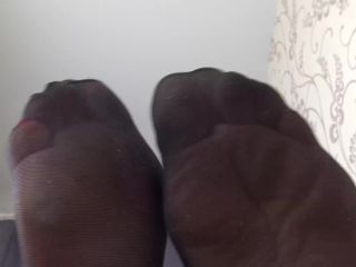 free xxx video 5 Huge Feet In Stockings on fetish porn fetish porn-2