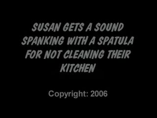 Real-Life-Spankings vidssusan spatula dirty kitchen-0