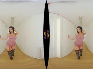 Naturally Big Boobed Glamour Model Striptease In Virtual Reality 3D-4