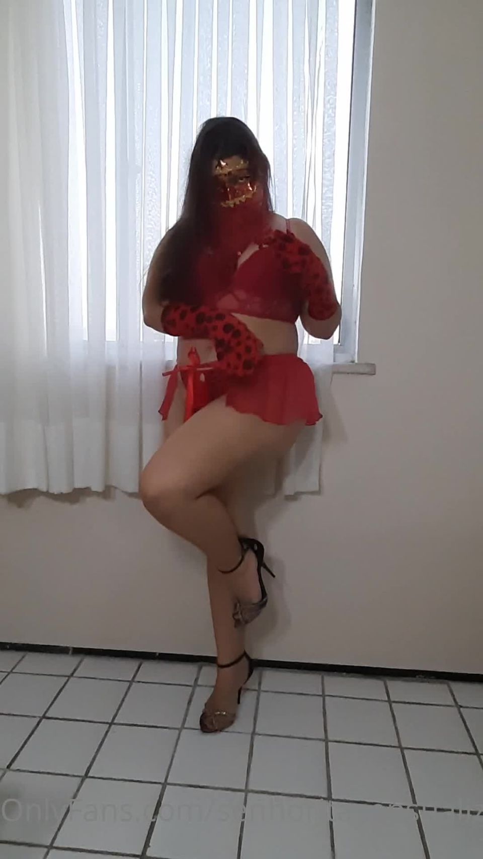 Senhorita Sensualize (@senhoritasensualize) Ven a devorarme muy sabroso en una masturbacion muy excitante en el poste con candad 26-09-2021 - Brazilian