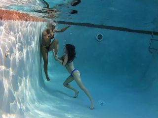 AmaRiosPlayground - Underwater Tickles – Tickling Videos.-2