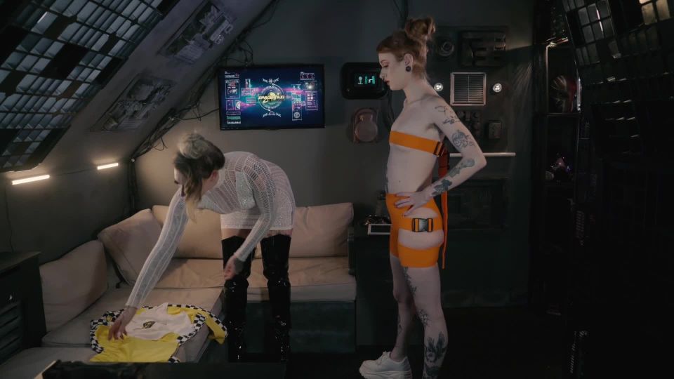 [GetFreeDays.com] Ava Austen Azura Alii Space Taxi Breakdown hardcore mom porn