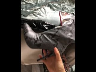 Fetish Nikki Fetishnikki - opening my latest parcel from my slave face he does spoil his goddess rotten 30-07-2018-9