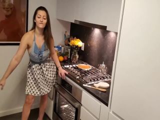 Dani Daniels Thanksgiving Spankings 28.11.2019, Doggy Hairy Homemade - 28.11.2019-3