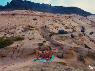 Shameless MILF On Vacation Masturbates On A Public Beach Then Gets Fuck-2