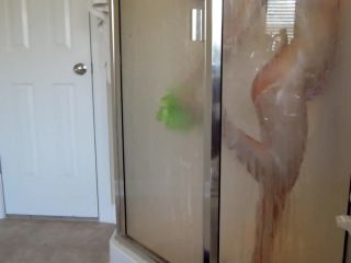 sexy amateur wife Shower, hidden on amateur porn-4