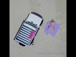 Scarlett Morgan Scarlettmorgan - aussie babe caught masturbating on the beach from a drone imagine youre just flying 02-01-2021-1