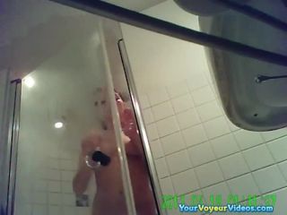 Chick spied by her friend in  shower-0