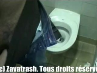 [Siterip] Zavatrash Elle Suce Dans Les Toilettes Dune Station Service-0