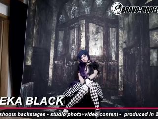 386-Backstage photoshoot Rebeka Black - Adult Cosplay-5