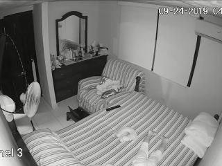 voyeur hidden camera 032701 -4