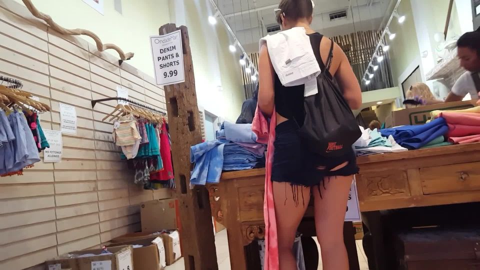 Candid voyeur hot babe ass coming out of rips in shorts 1 920