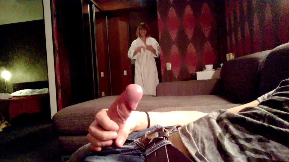 Beautiful Blowjob In A Hotel On Webcam 1080p