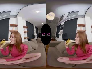 Jia Lissa Plays With Banana-1