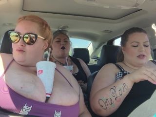 Drive Thru Run- 3 Fatties Eating in the BBW!-6